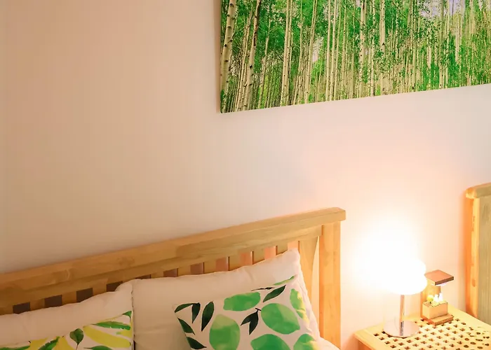 The Station - 5mins To Ddukseom Station, Near Forest, Jamsil, Ddp, Up To 5pax Apartment